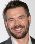 Charlie Weber